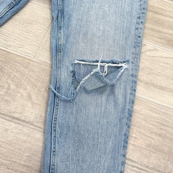 Zara High-Rise Rigid Distressed Denim Mom Jeans Light Wash Denim Women’s Size 6 - Picture 6 of 15